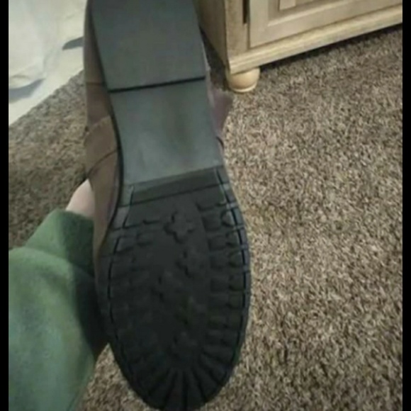 Sold - Picture 5 of 6